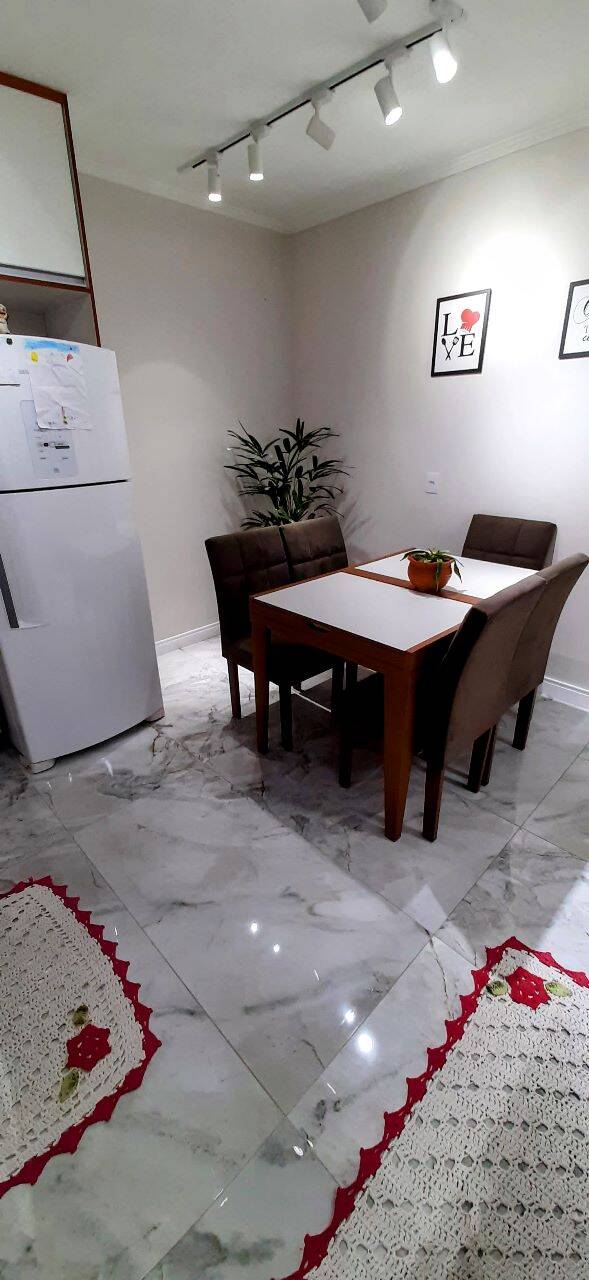 Apartamento à venda com 2 quartos, 70m² - Foto 5