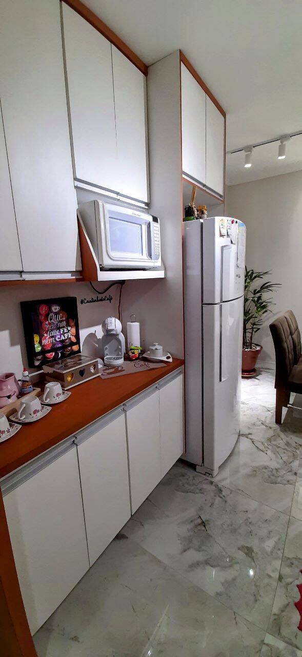 Apartamento à venda com 2 quartos, 70m² - Foto 11