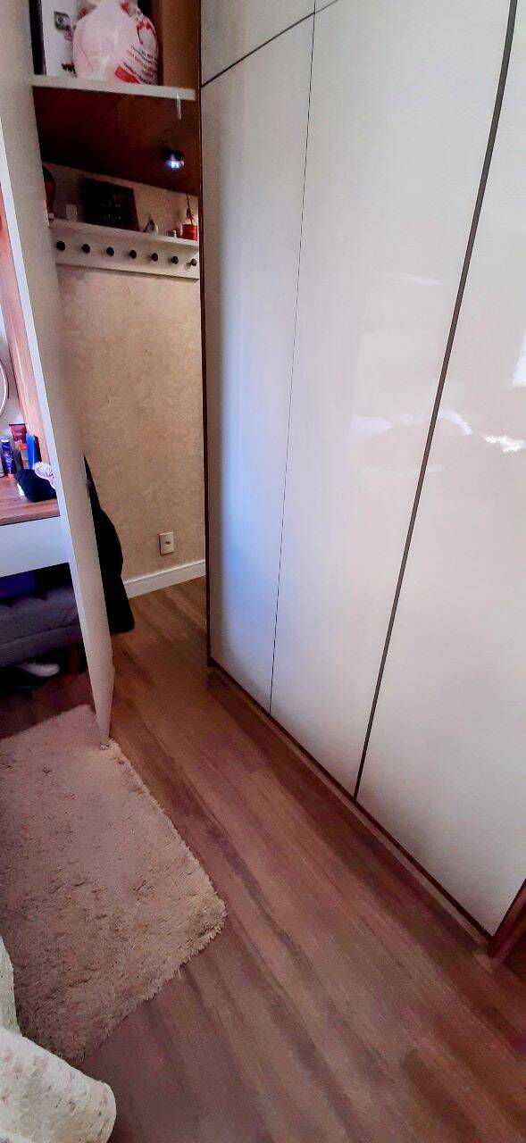 Apartamento à venda com 2 quartos, 70m² - Foto 17