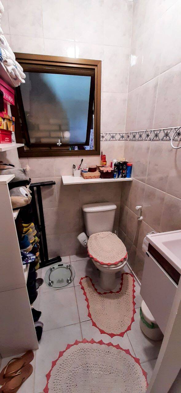 Apartamento à venda com 2 quartos, 70m² - Foto 18