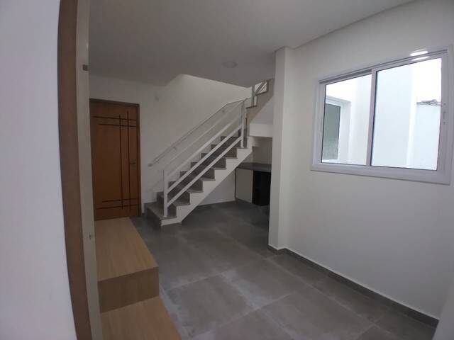 Apartamento à venda com 2 quartos, 100m² - Foto 2