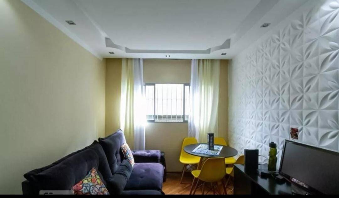 Apartamento à venda com 2 quartos, 60m² - Foto 1