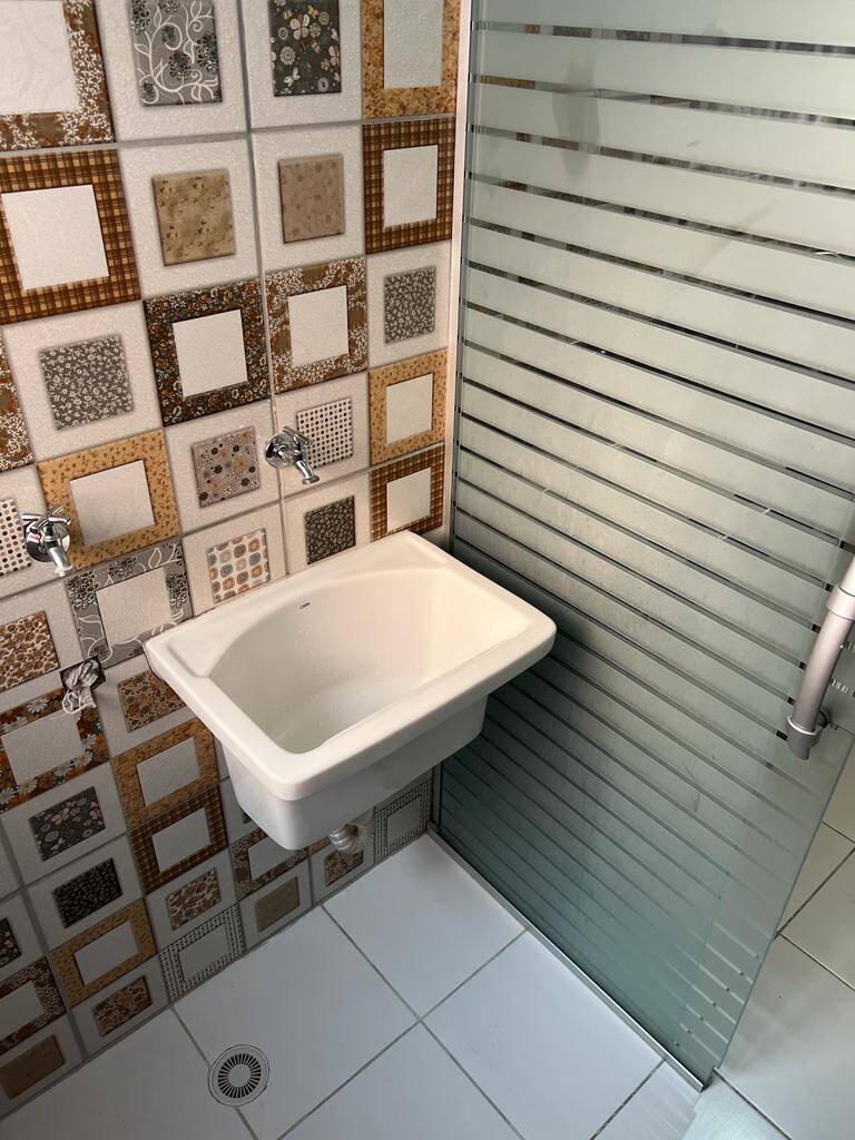 Apartamento à venda com 2 quartos, 44m² - Foto 13