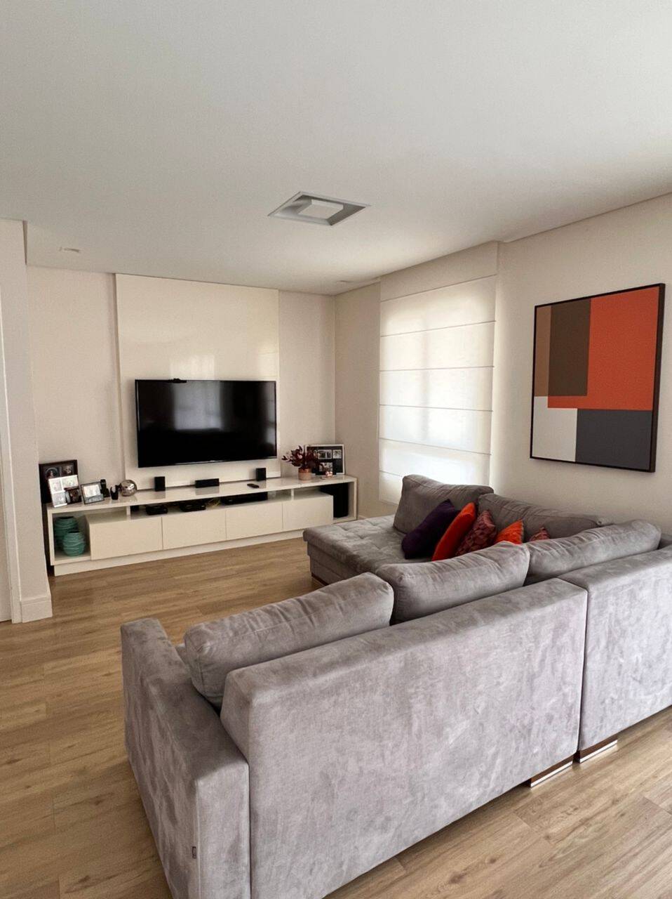 Apartamento à venda com 3 quartos, 155m² - Foto 1