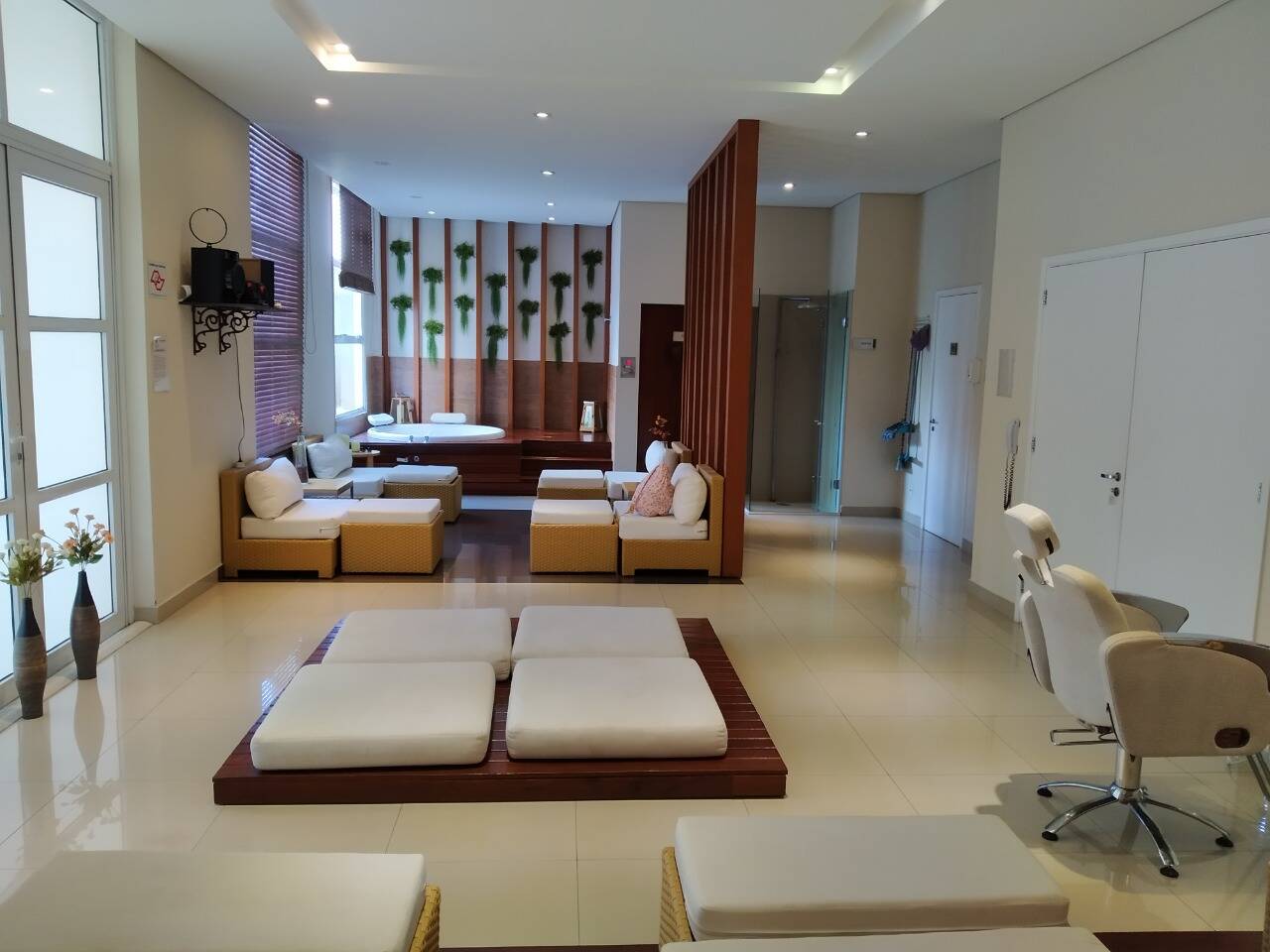 Apartamento à venda com 2 quartos, 66m² - Foto 8