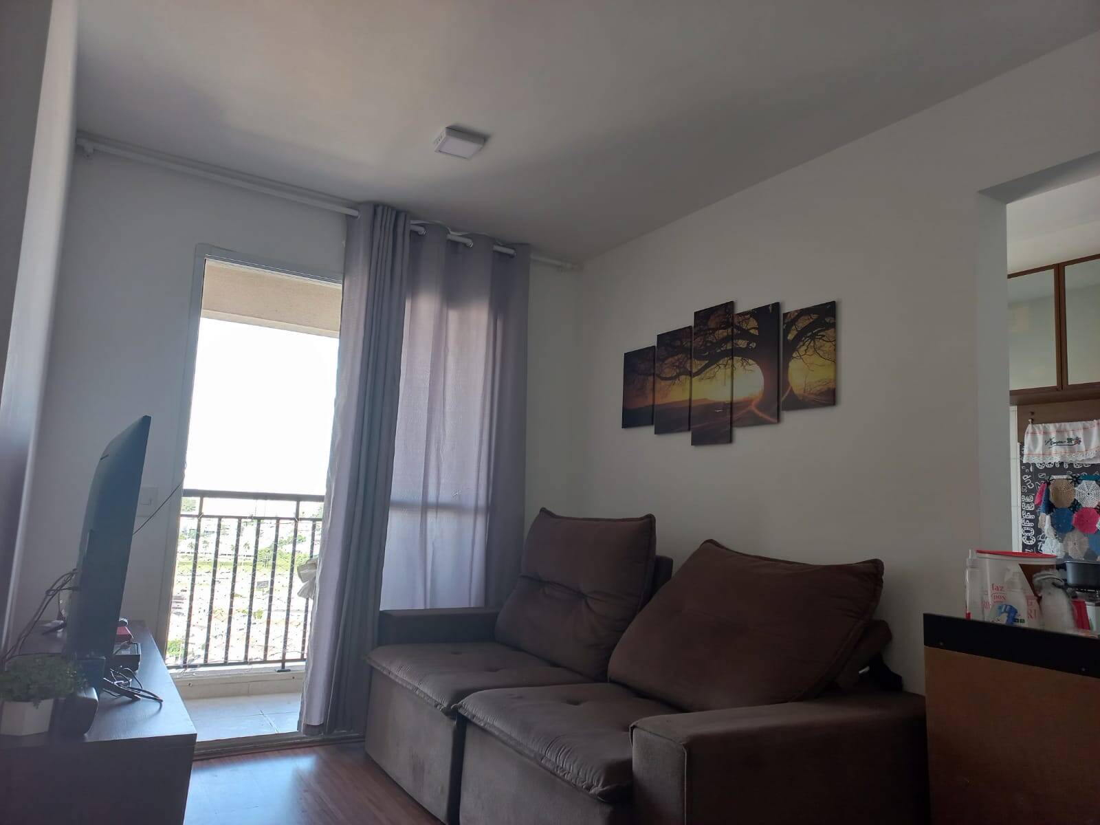 Apartamento à venda com 1 quarto, 42m² - Foto 2