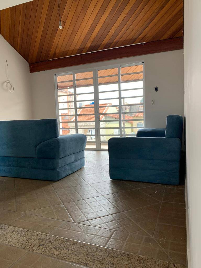 Casa à venda com 3 quartos, 181m² - Foto 4