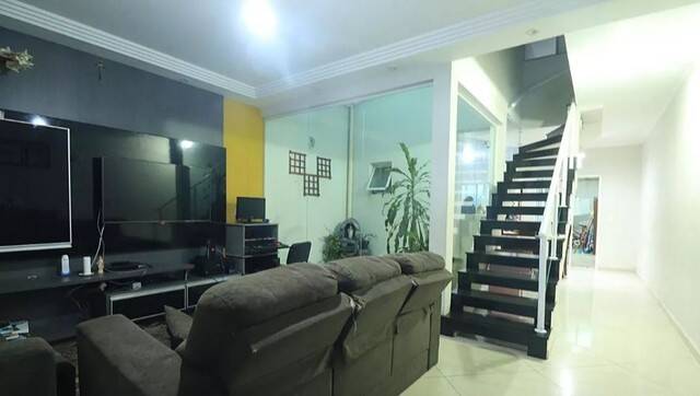 Sobrado à venda com 3 quartos, 116m² - Foto 2