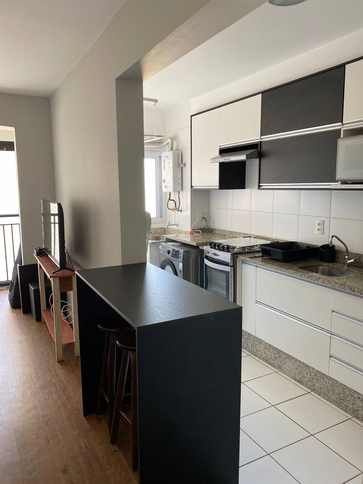 Apartamento à venda com 1 quarto, 42m² - Foto 13