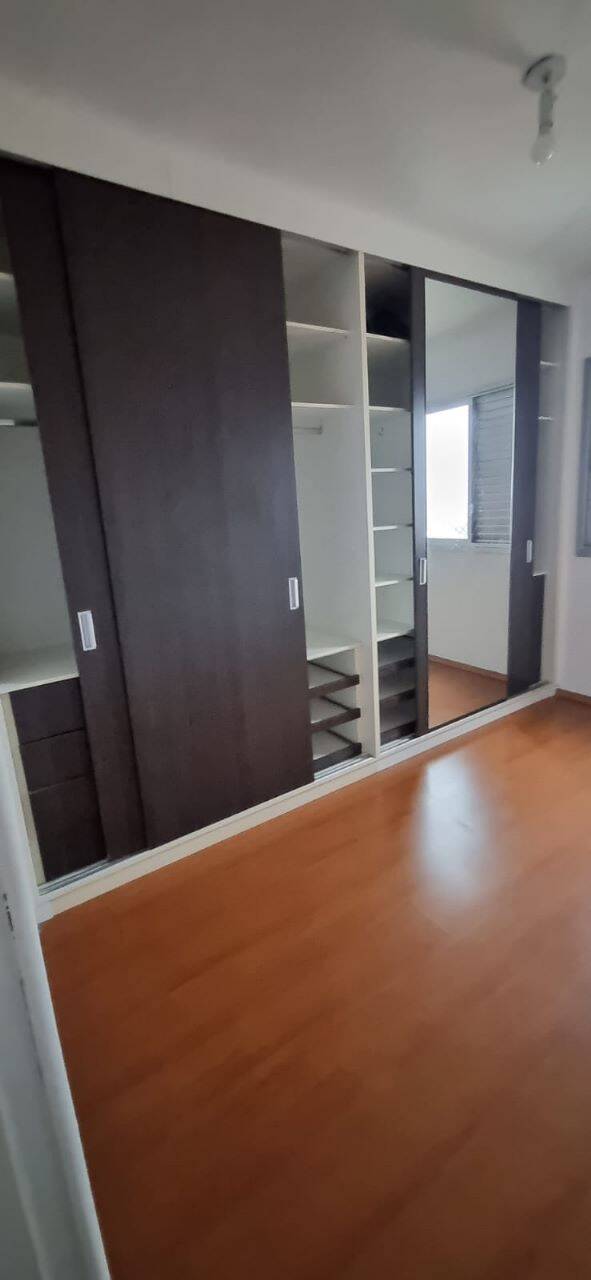 Apartamento à venda com 2 quartos, 63m² - Foto 8