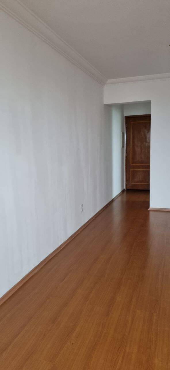 Apartamento à venda com 2 quartos, 63m² - Foto 9