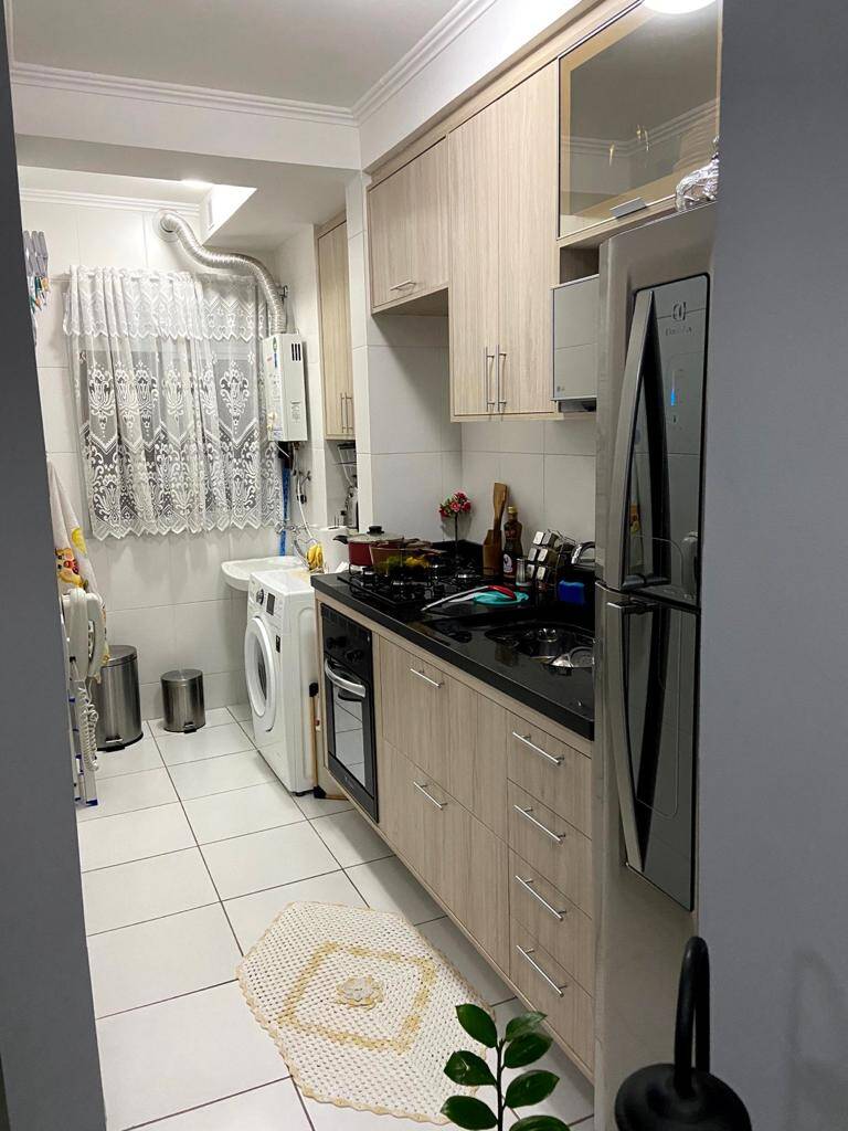 Apartamento à venda com 2 quartos, 45m² - Foto 4