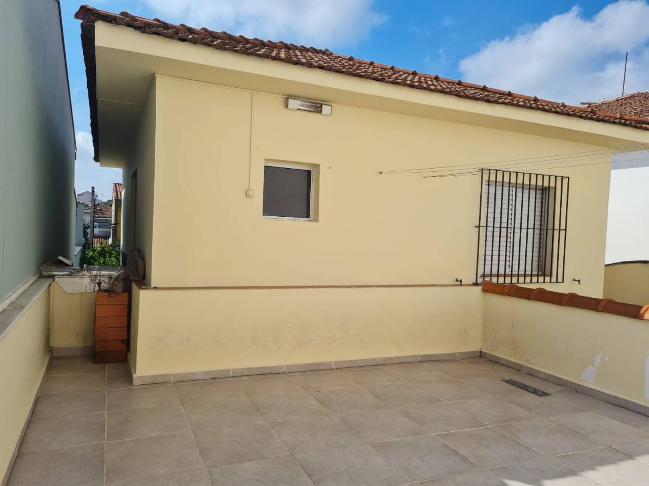 Casa à venda com 3 quartos, 192m² - Foto 3