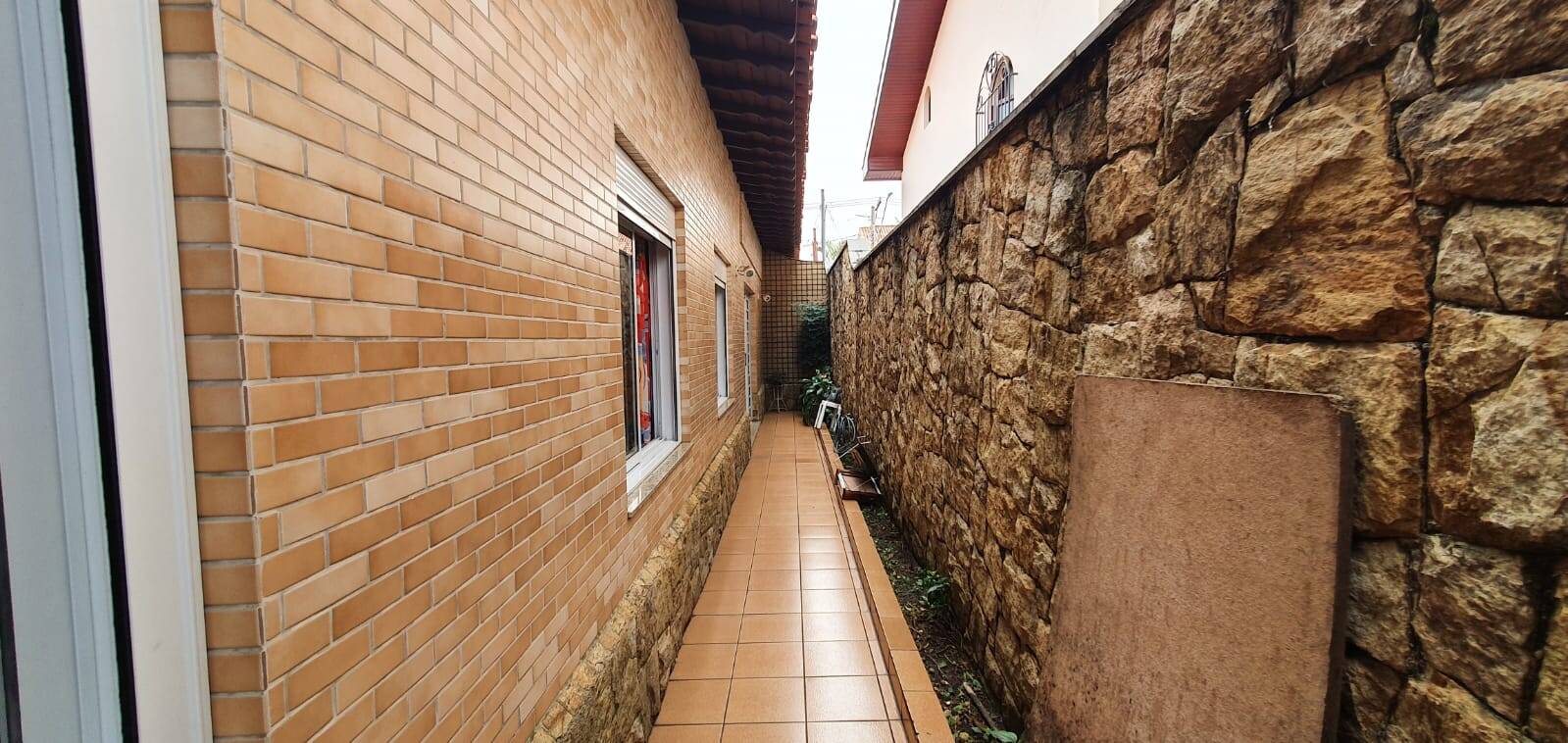 Casa à venda com 3 quartos, 331m² - Foto 30