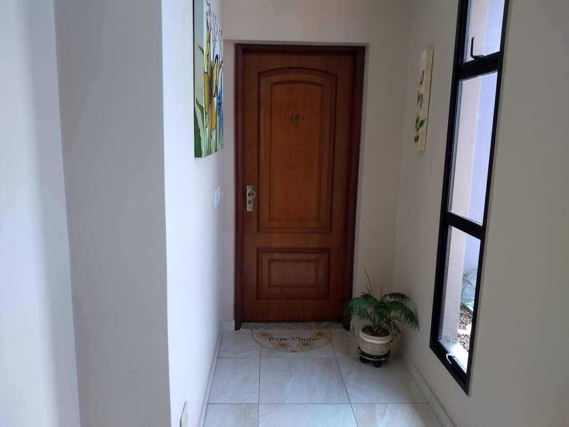 Apartamento à venda com 3 quartos, 140m² - Foto 4