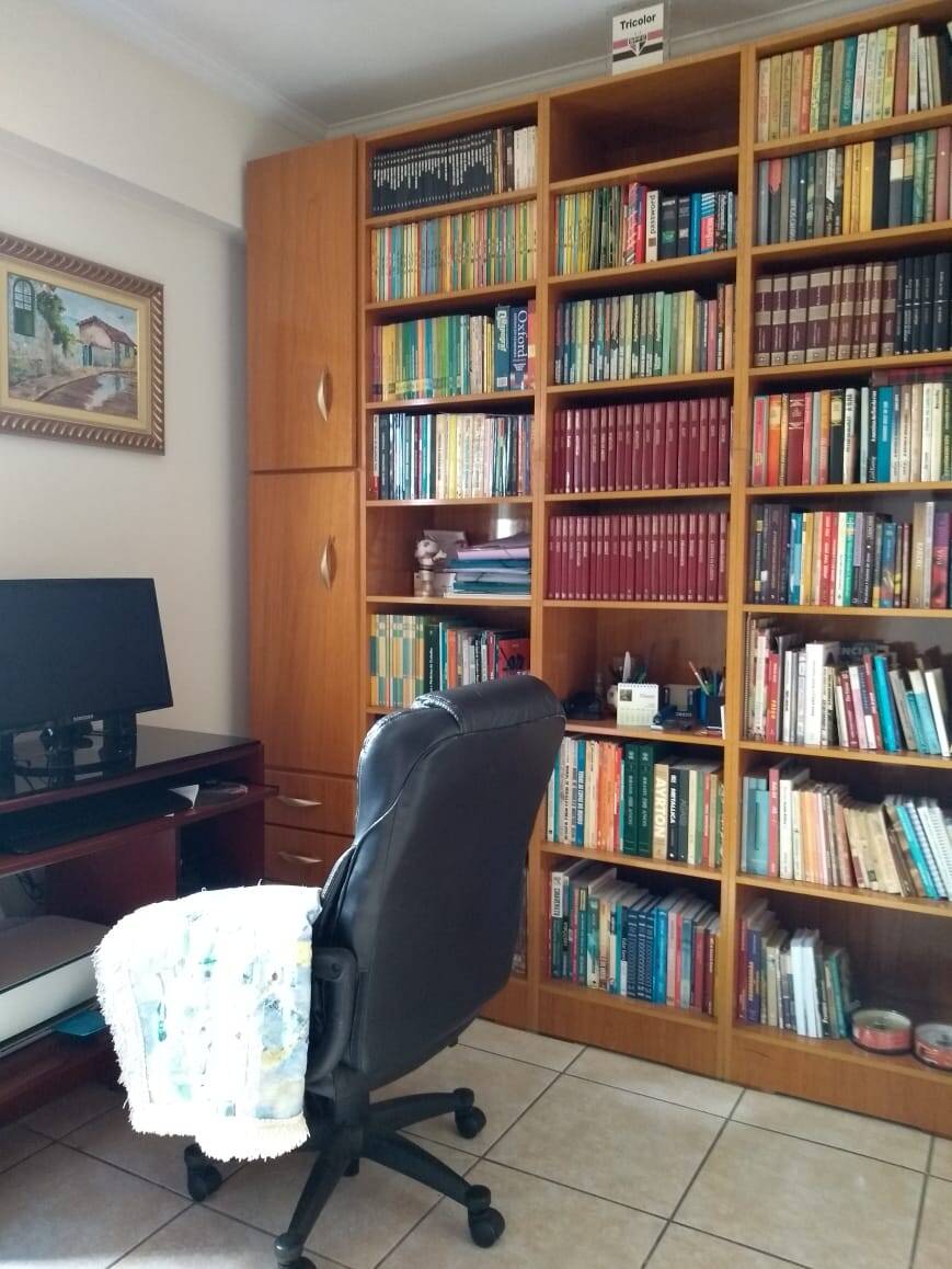 Apartamento à venda com 3 quartos, 140m² - Foto 13