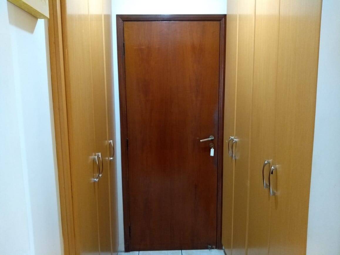 Apartamento à venda com 3 quartos, 140m² - Foto 17