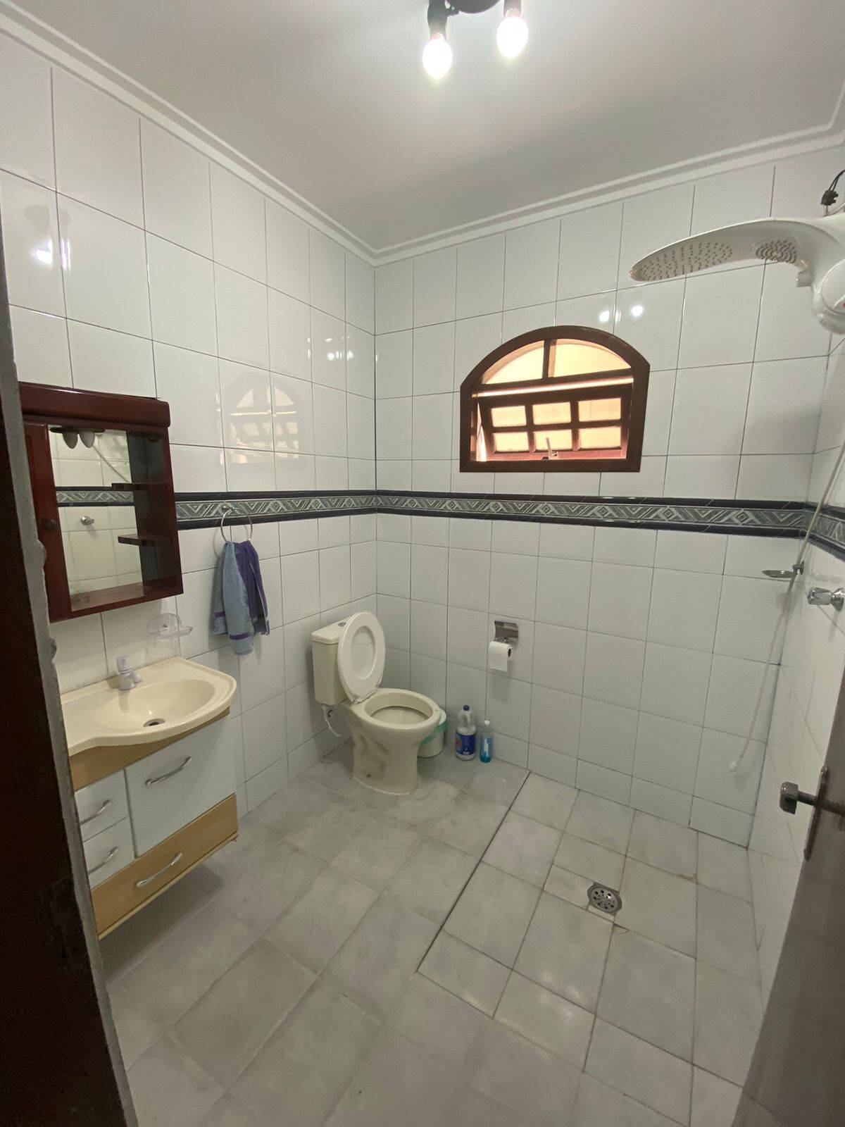 Casa à venda com 2 quartos, 194m² - Foto 11