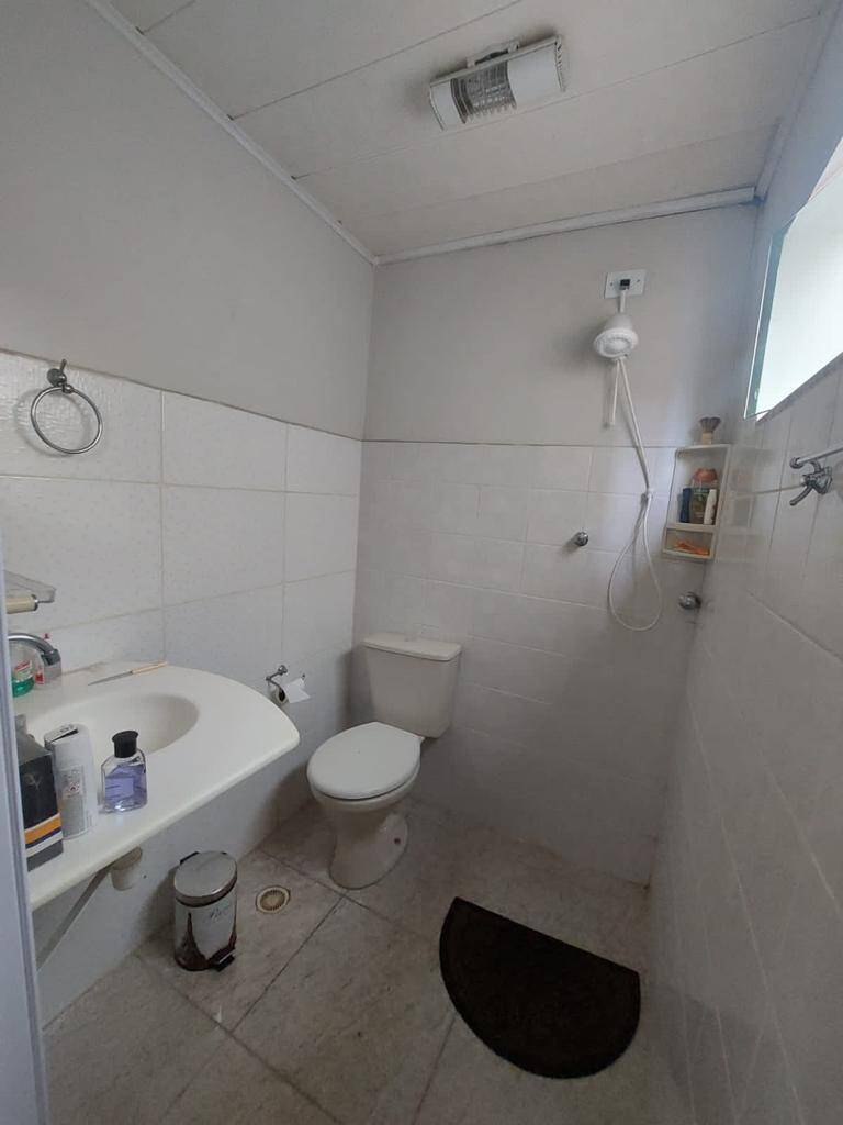 Casa à venda com 3 quartos, 200m² - Foto 7