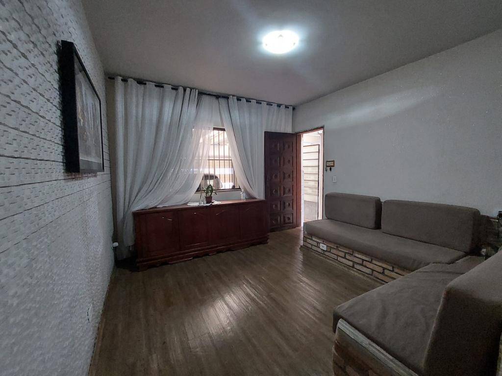 Casa à venda com 3 quartos, 200m² - Foto 18