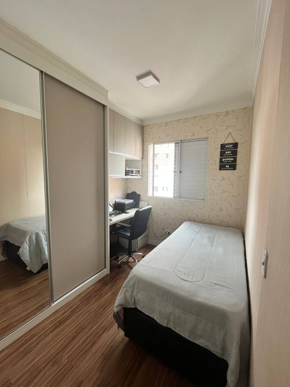 Apartamento à venda com 2 quartos, 45m² - Foto 2