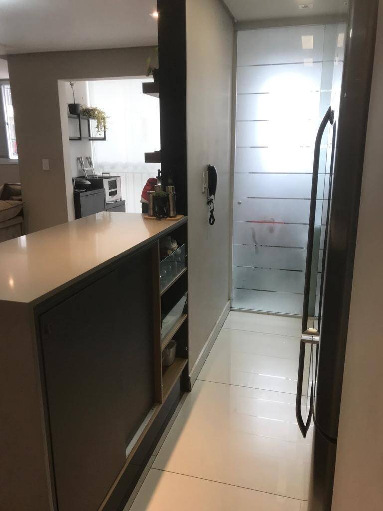 Apartamento à venda com 2 quartos, 67m² - Foto 7