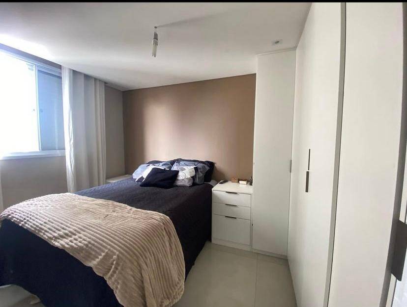 Apartamento à venda com 2 quartos, 67m² - Foto 13