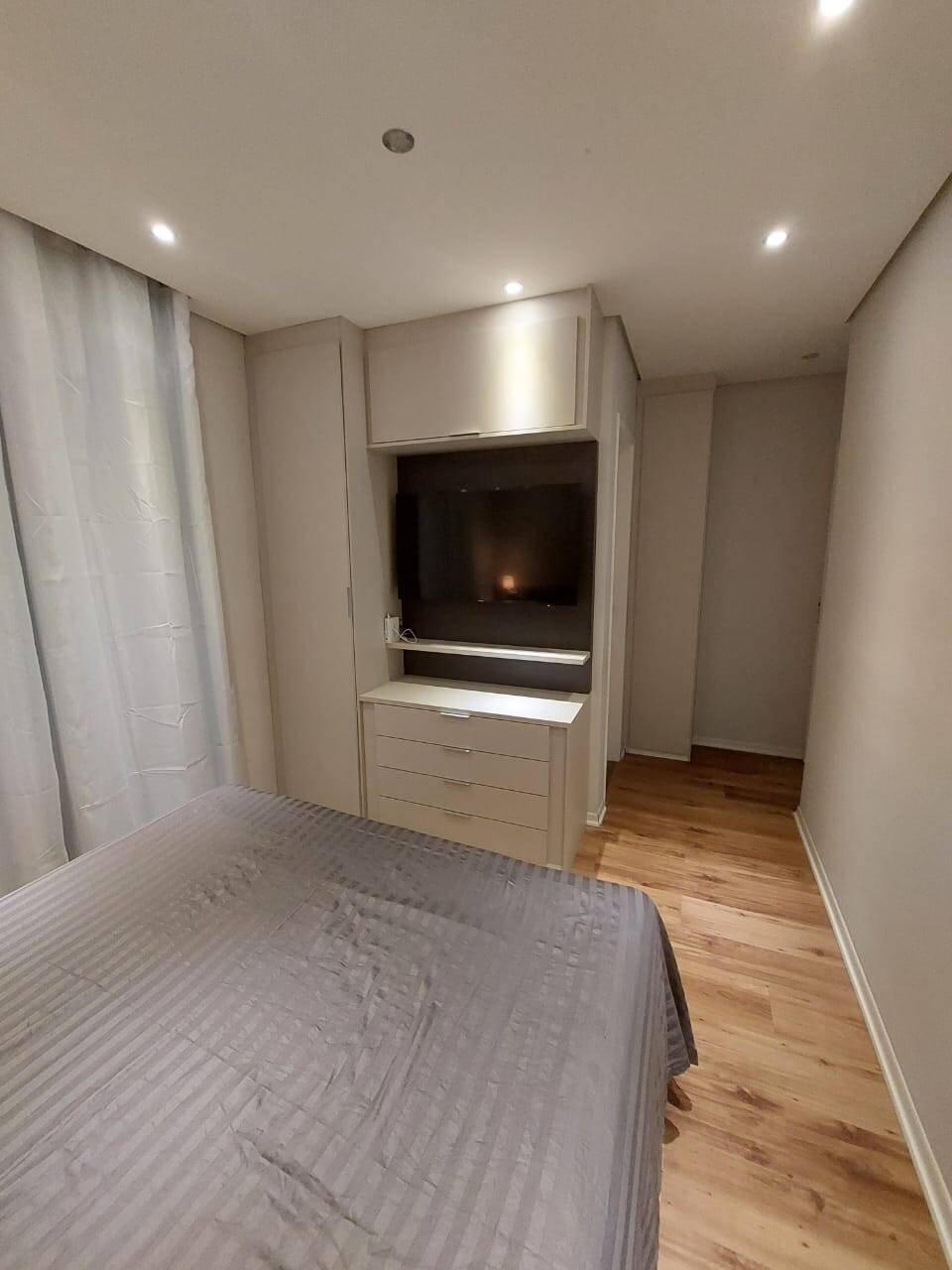 Apartamento à venda com 3 quartos, 134m² - Foto 10