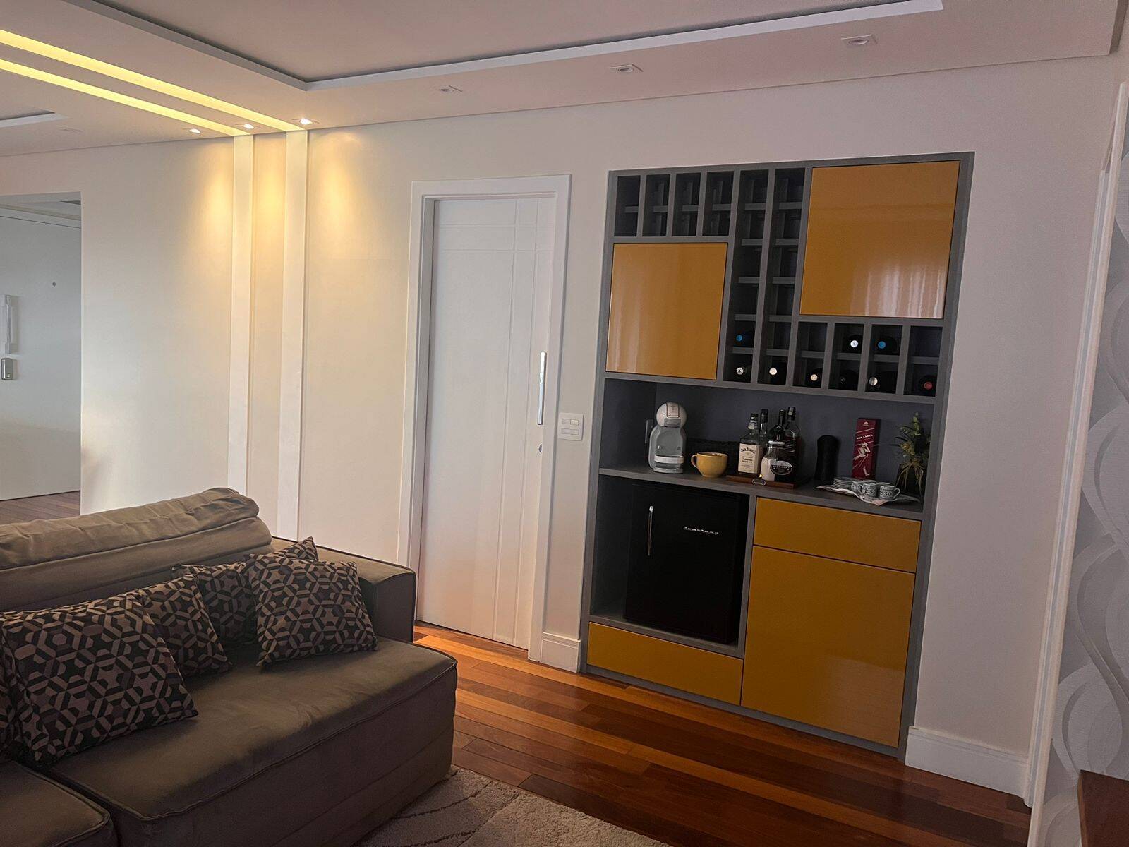 Apartamento à venda com 3 quartos, 123m² - Foto 18