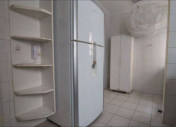 Apartamento à venda com 2 quartos, 64m² - Foto 9