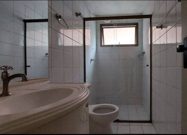 Apartamento à venda com 2 quartos, 64m² - Foto 12