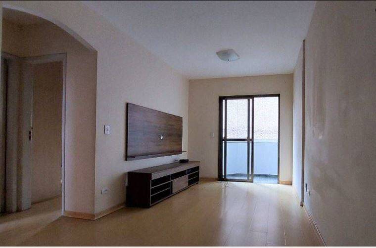 Apartamento à venda com 2 quartos, 64m² - Foto 3