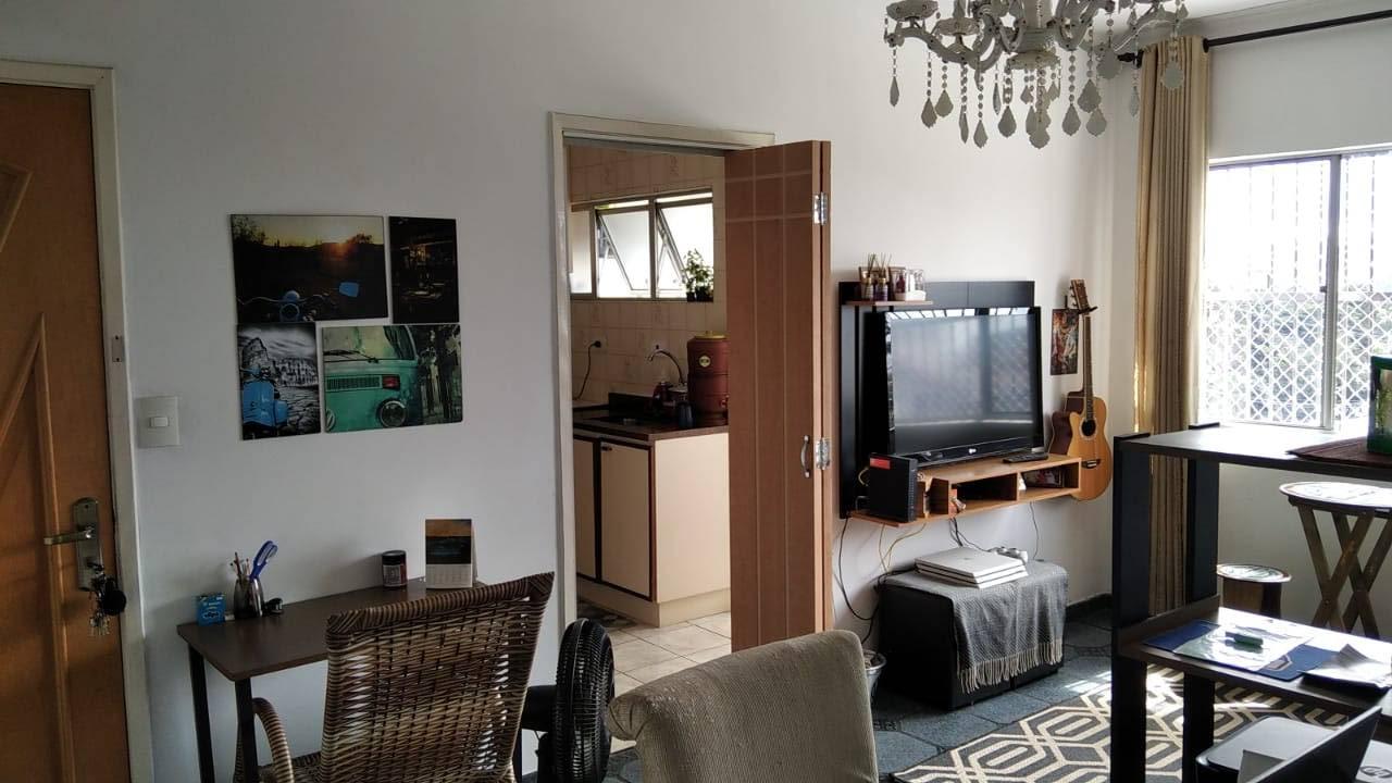 Apartamento à venda com 2 quartos, 62m² - Foto 10