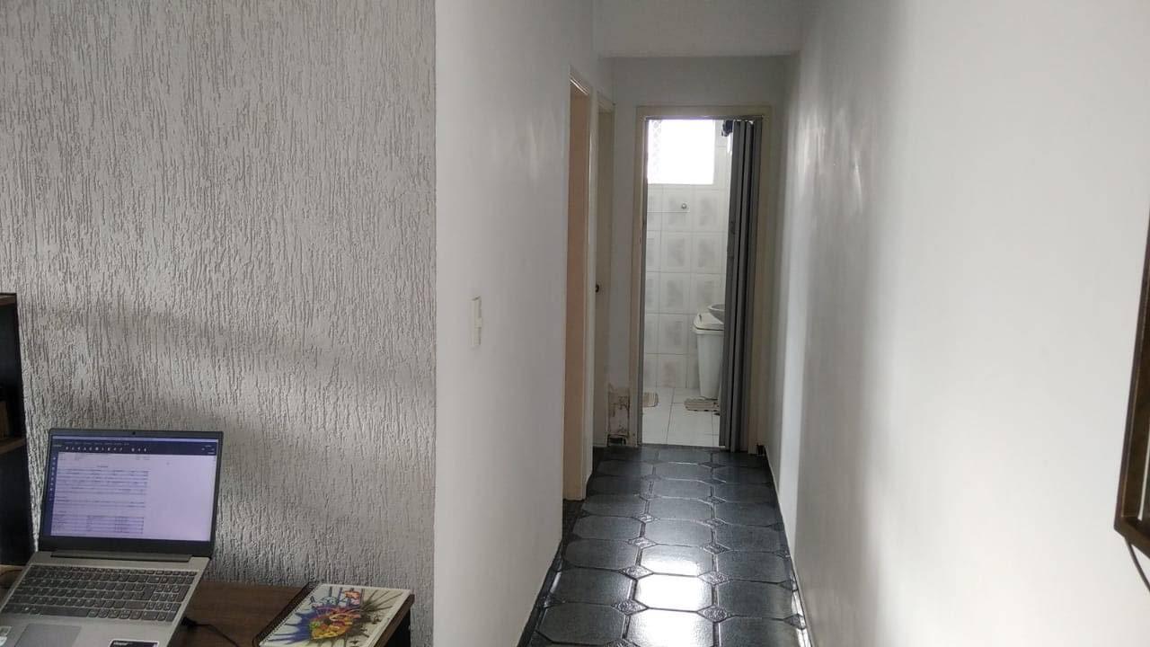 Apartamento à venda com 2 quartos, 62m² - Foto 11