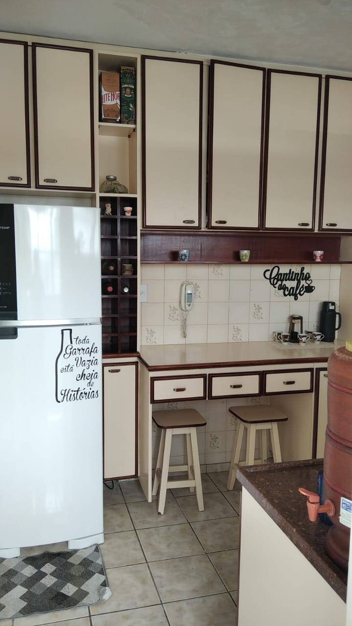 Apartamento à venda com 2 quartos, 62m² - Foto 1