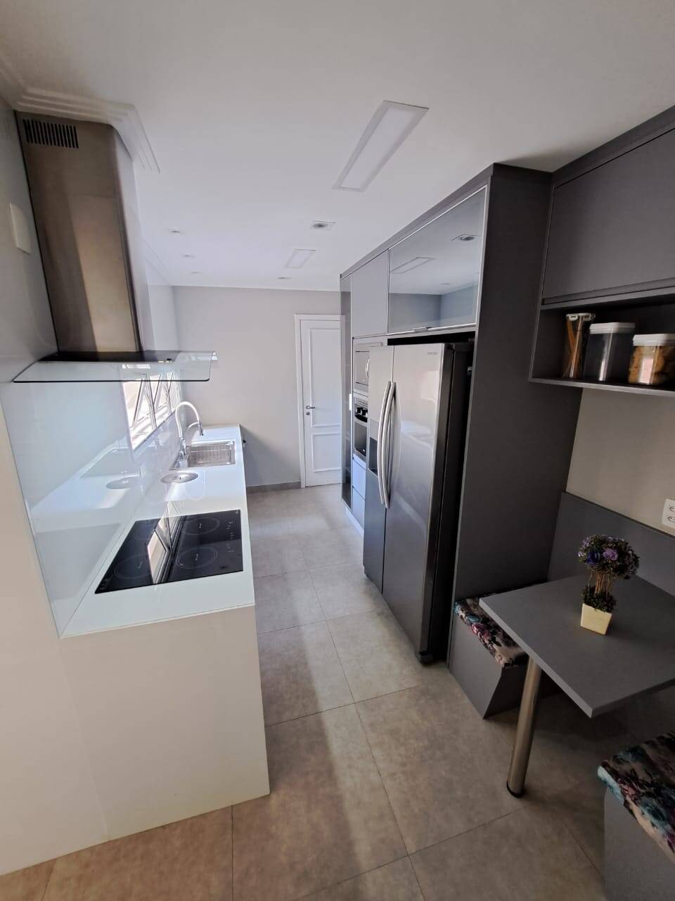 Apartamento à venda com 3 quartos, 156m² - Foto 21