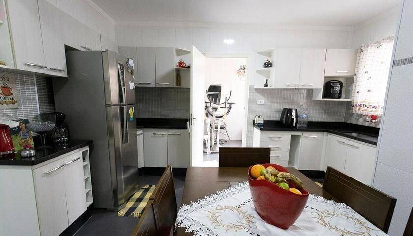 Apartamento à venda com 2 quartos, 97m² - Foto 2