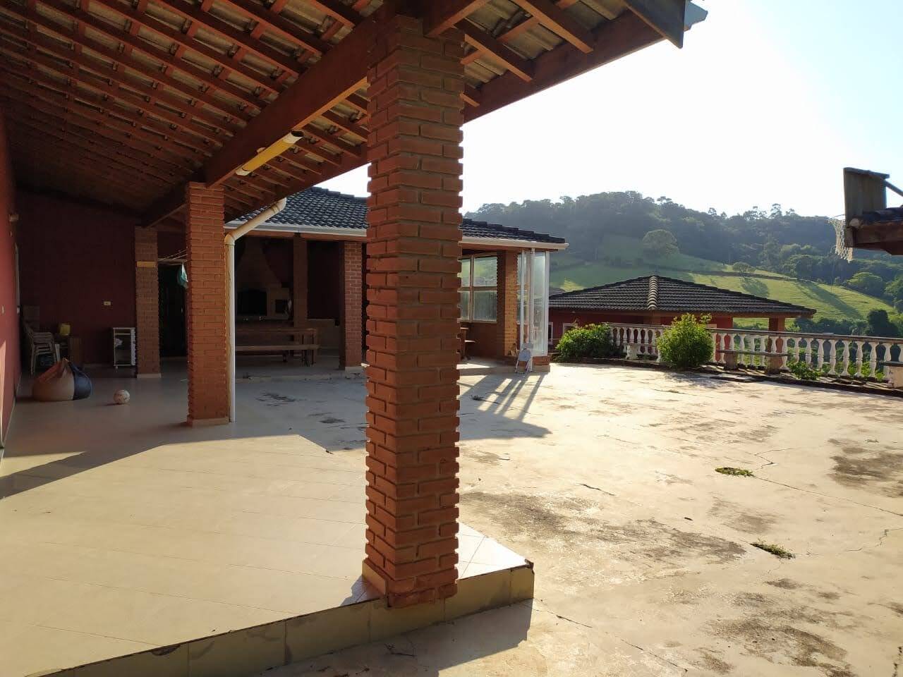 Fazenda à venda com 3 quartos, 250m² - Foto 18