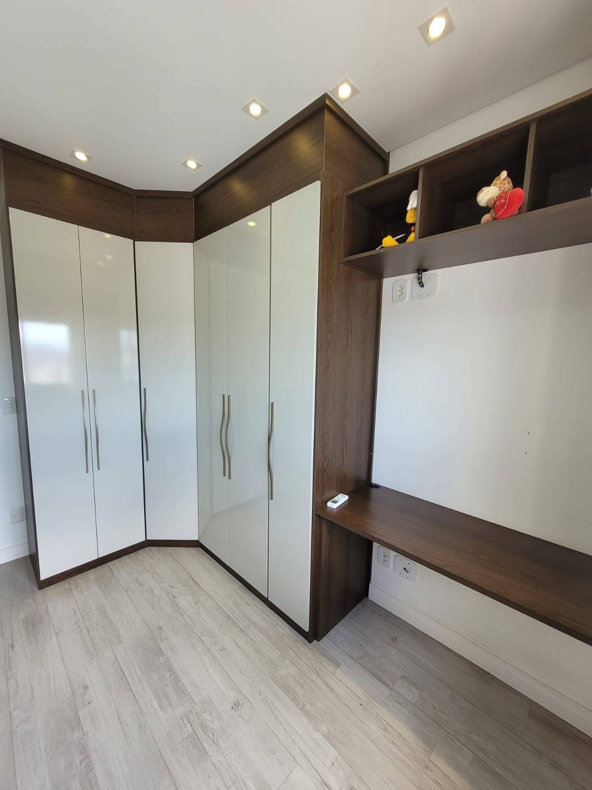 Apartamento à venda com 3 quartos, 96m² - Foto 30