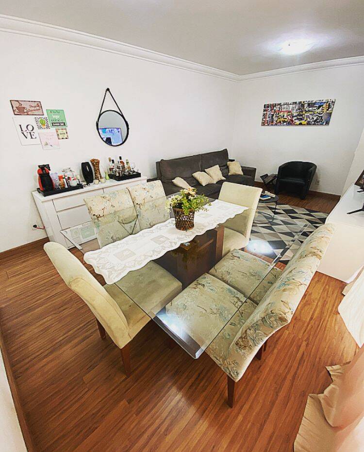 Apartamento à venda com 3 quartos, 80m² - Foto 2