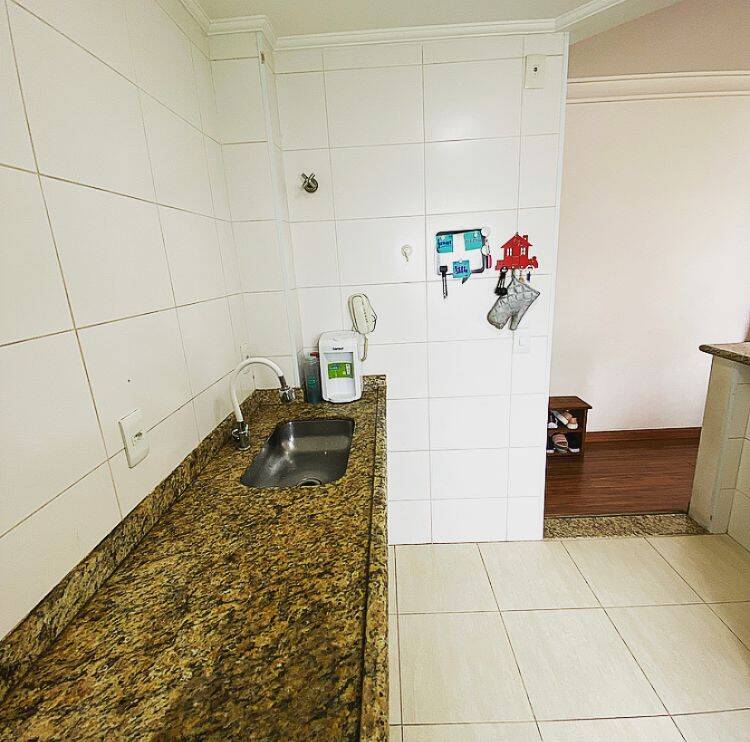 Apartamento à venda com 3 quartos, 80m² - Foto 19