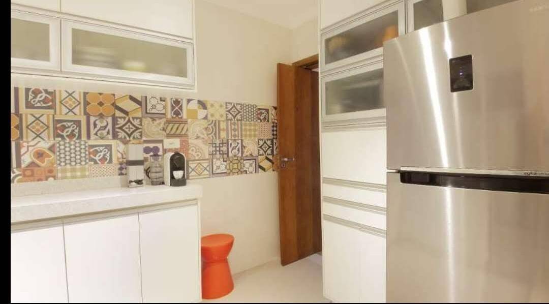 Apartamento à venda com 2 quartos, 67m² - Foto 11