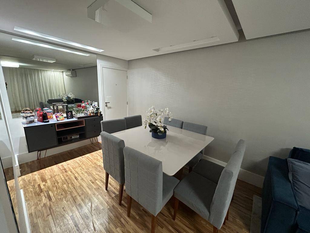 Apartamento à venda com 3 quartos, 97m² - Foto 4