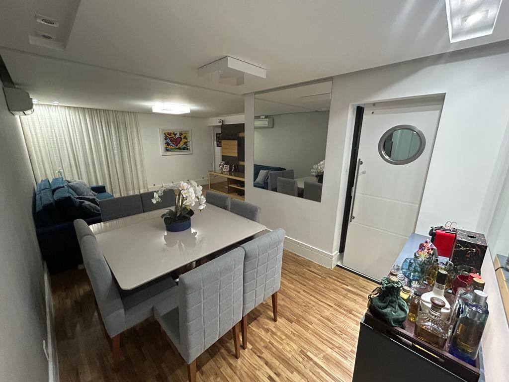 Apartamento à venda com 3 quartos, 97m² - Foto 3