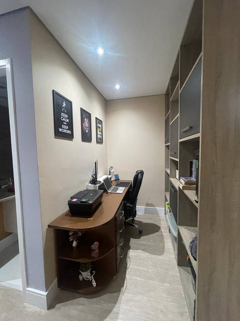 Apartamento à venda com 3 quartos, 102m² - Foto 11