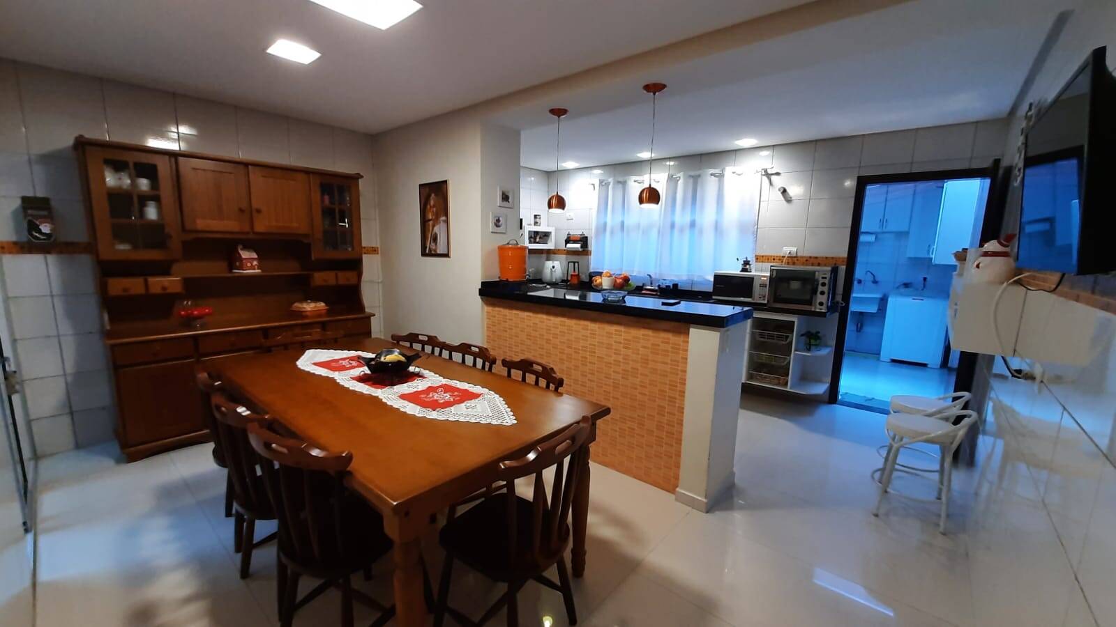 Casa à venda com 3 quartos, 175m² - Foto 4