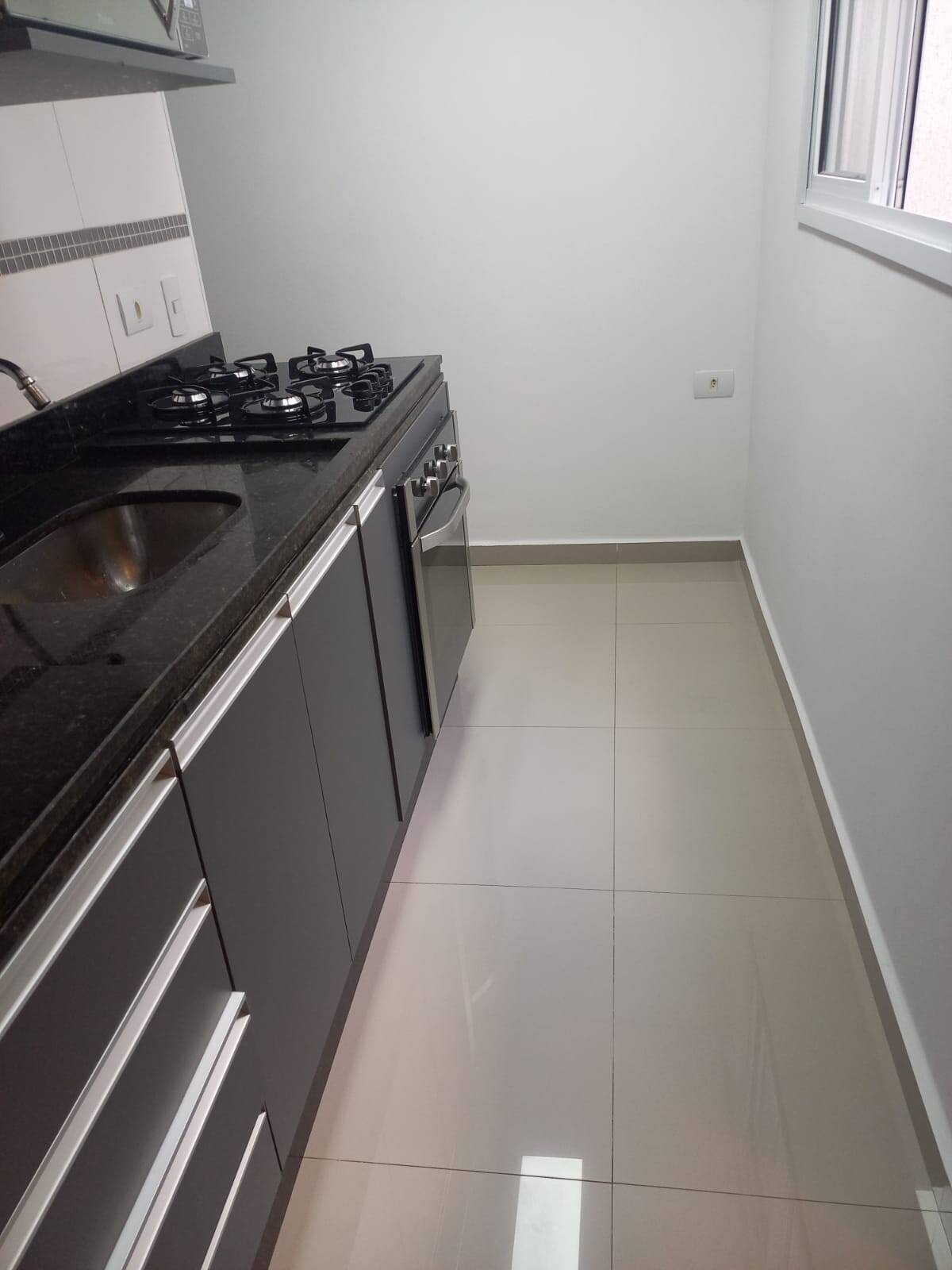 Apartamento à venda com 2 quartos, 73m² - Foto 2