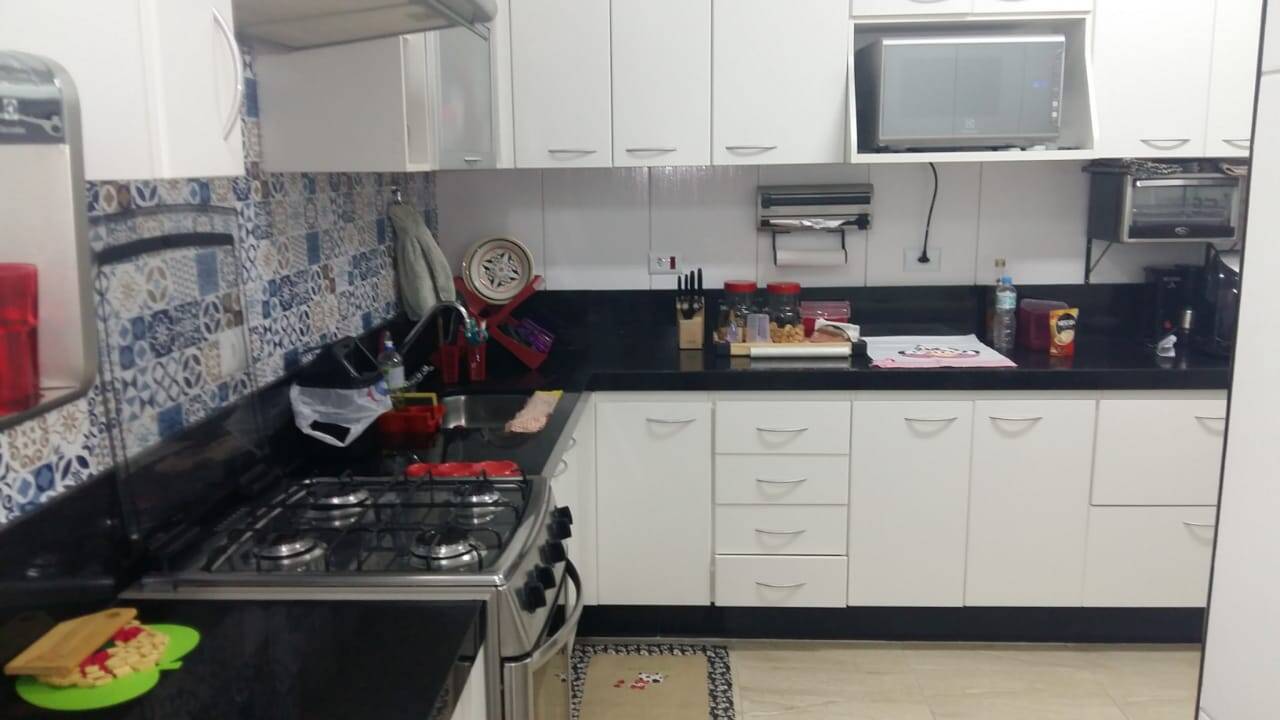 Apartamento à venda com 2 quartos, 75m² - Foto 1