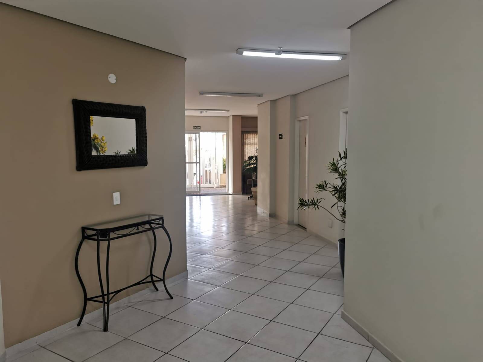 Apartamento à venda com 2 quartos, 60m² - Foto 18