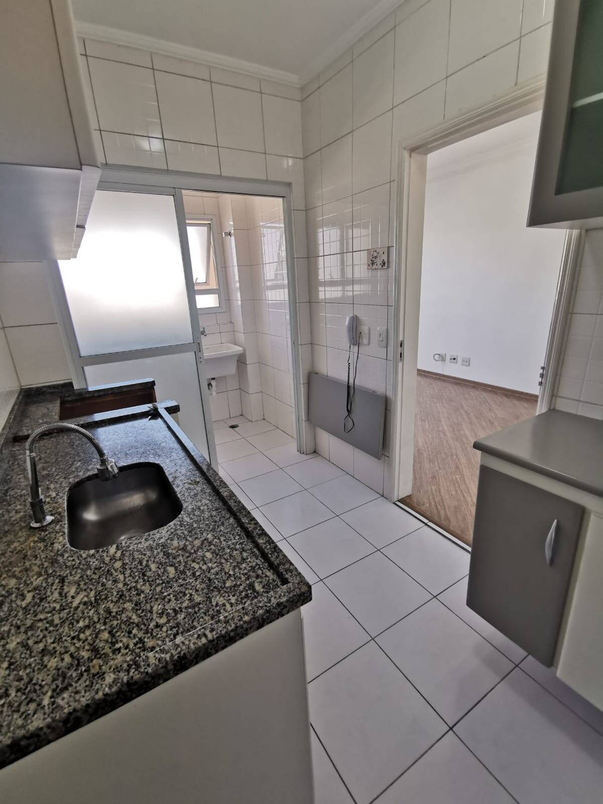 Apartamento à venda com 2 quartos, 60m² - Foto 8